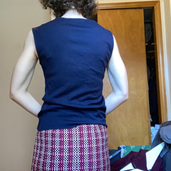 Joseph Sleeveless Ruched Wool Top w/ Shoulder Clasp sz S - Picture 3 of 11